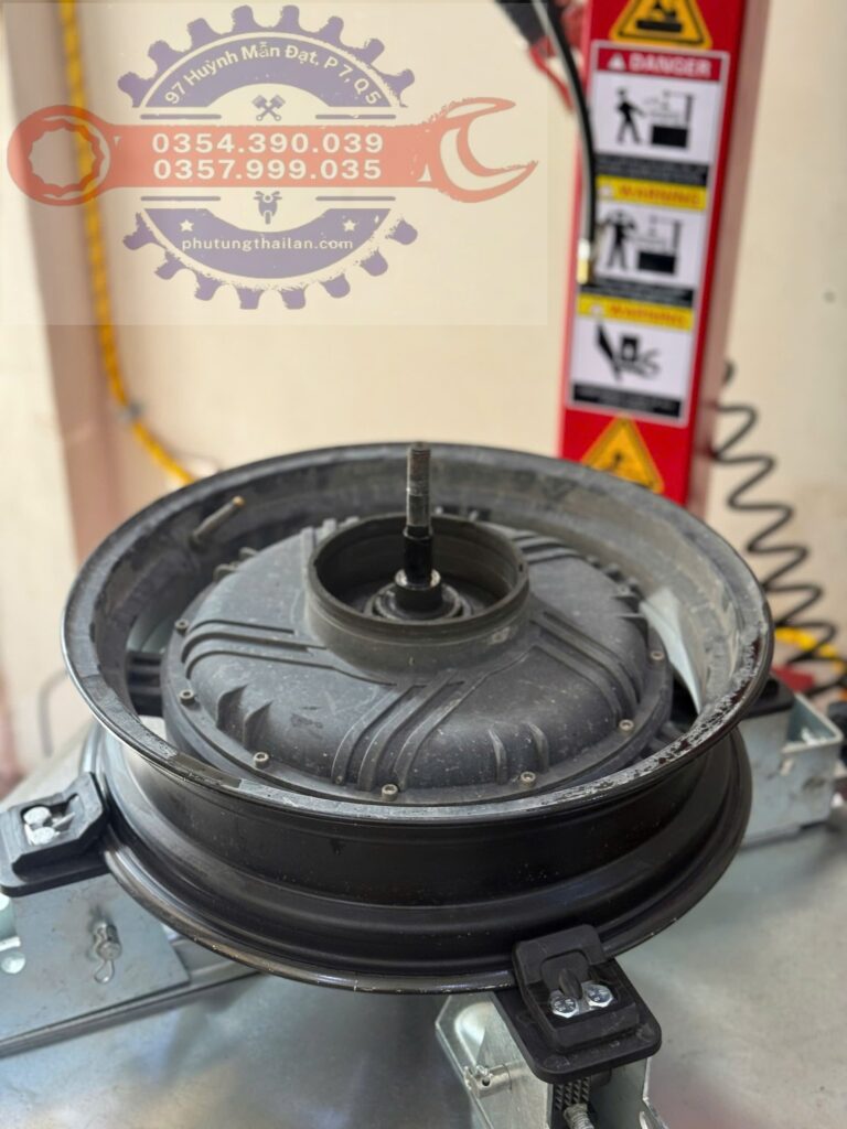 Nơi sửa chữa xe máy uy tín tại hồ chí minh 97 Huỳnh Mẫn Đạt, Phường 7, Quận 5, HCM. Liên hệ : 0354.390039
